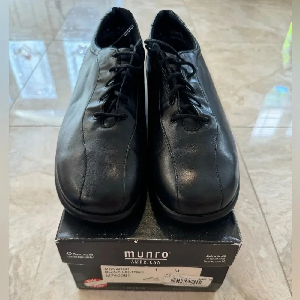 BNIB Munro Black Leather Lace-Up Shoes Sz. 11